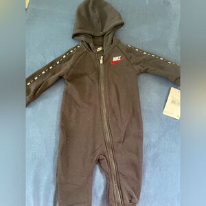 Nike Baby Boy Hooded One Piece Outfit 6M NWT